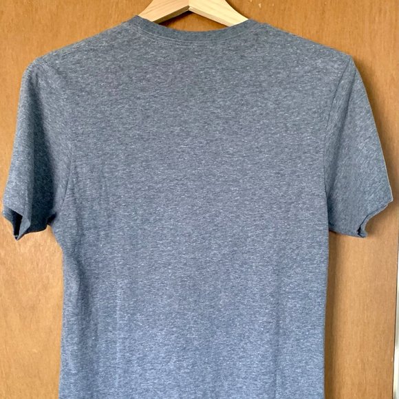 Gray Vans Graphic Tee T-Shirt Female Junior's Small Tropical Flowers EUC - Picture 2 of 4